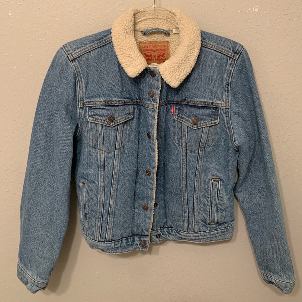 Levi’s Sherpa trucker Jacket